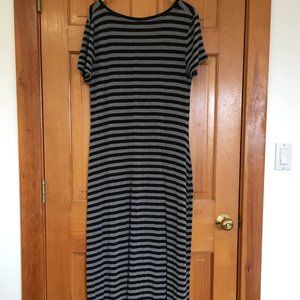 Maxi-length T-shirt Dress